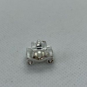 Carriage silver tone sliding charm